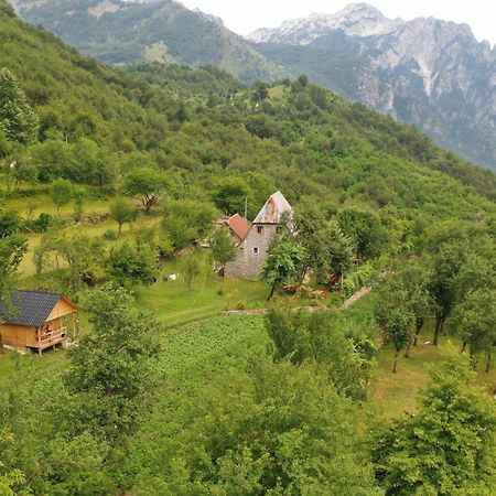 Bujtina Shkambi Hotel Theth Bagian luar foto