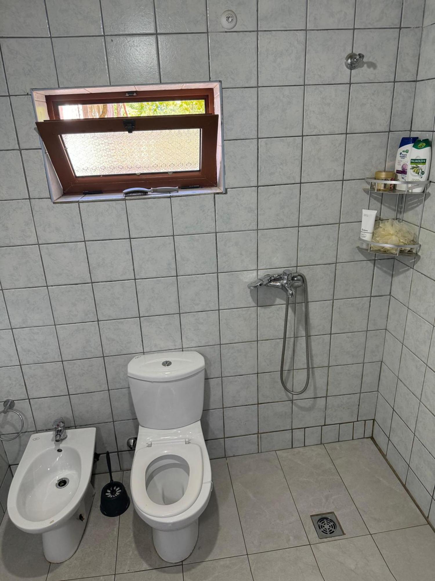 Bujtina Shkambi Hotel Theth Bagian luar foto