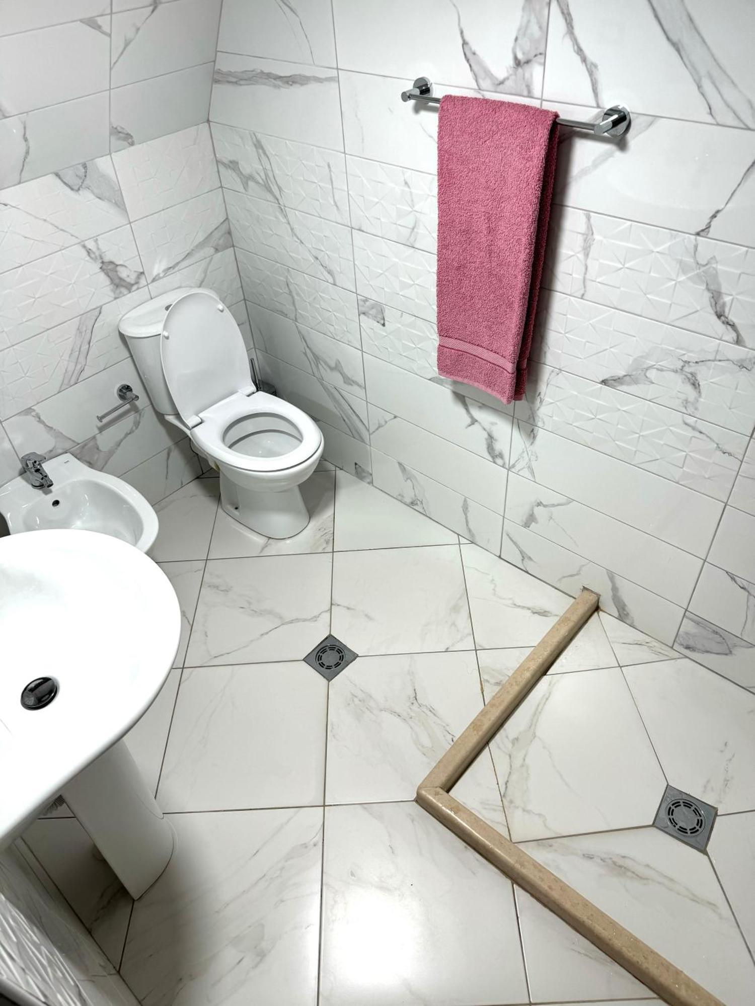 Bujtina Shkambi Hotel Theth Bagian luar foto